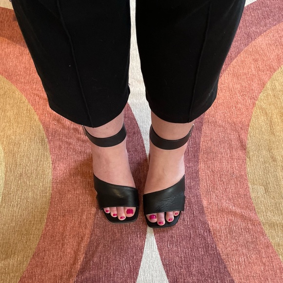 Franco Sarto Samina Sandal - Picture 2 of 8